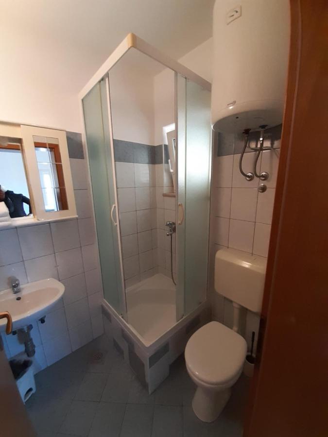 House Vida Goraleks Hotel Baska Voda Luaran gambar
