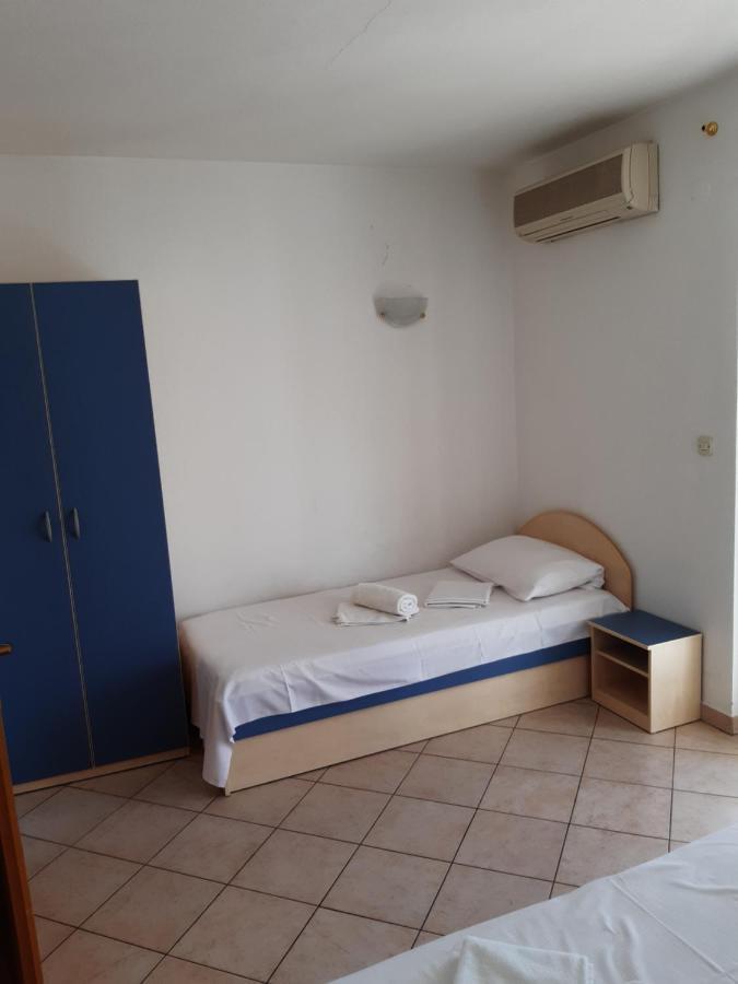 House Vida Goraleks Hotel Baska Voda Luaran gambar