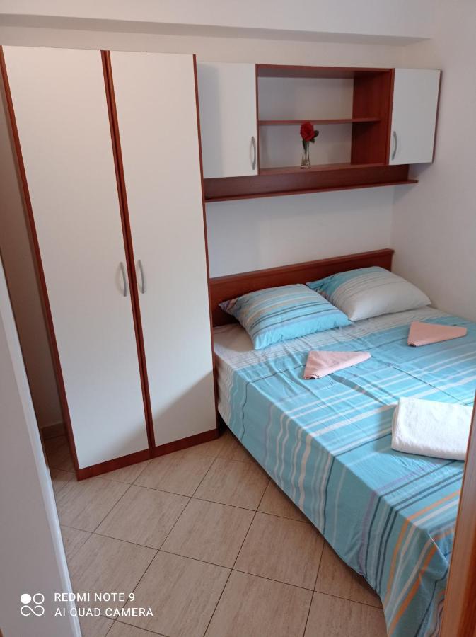 House Vida Goraleks Hotel Baska Voda Luaran gambar